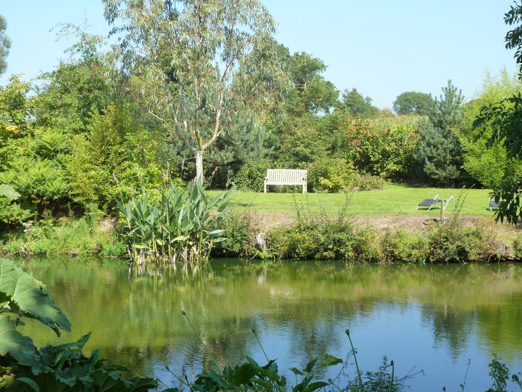 Bed and Breakfast Manoir De Savigny Valognes Exterior foto