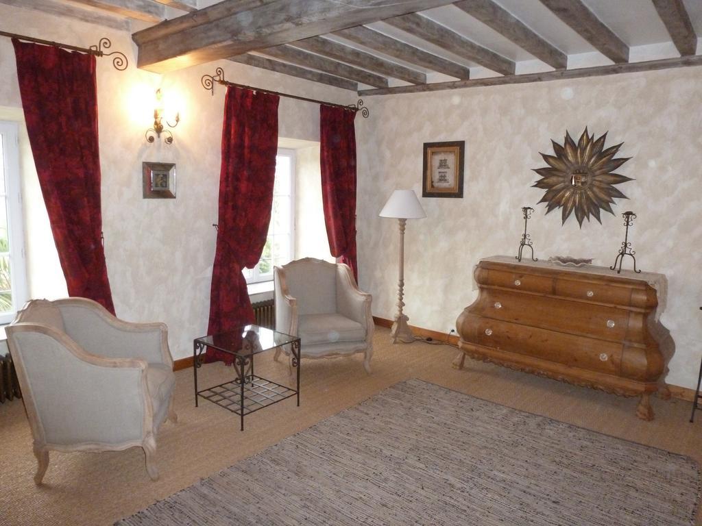 Bed and Breakfast Manoir De Savigny Valognes Zimmer foto